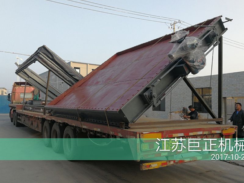 精工制作擋板門發(fā)貨了，裝車現(xiàn)場(chǎng)一覽