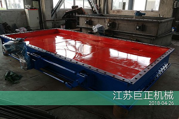 擋板門出庫發貨，打包完工出發了